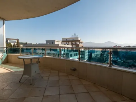 Rent, apartment, 100m², Centar, Podgorica - image 11