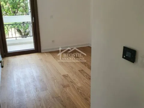 Rent, office space, 77m², Slavujev Venac, Zvezdara Sve Podlokacije - image 4
