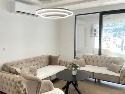 Izdavanje, jednosoban stan, 57m2, Rafailovići, Budva Izdavanje, jednosoban stan, 57m2, Rafailovići, Budva