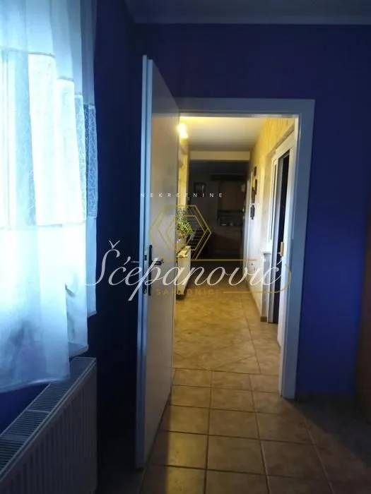 Prodaja, kuća, 360m², Veternik, Novi Sad Sve Podlokacije