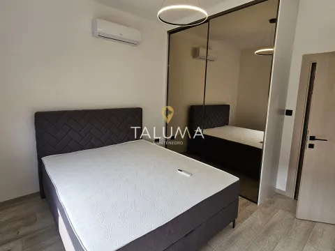 Izdavanje, kuća, 150m², Donja Gorica, Podgorica - image 8