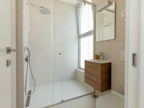 Rent, house, 273m², Marići, Tivat - image 24