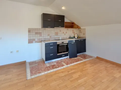 Rent, three bedroom apartment, 80m², Voždovac Sve Podlokacije, Beograd - image 2