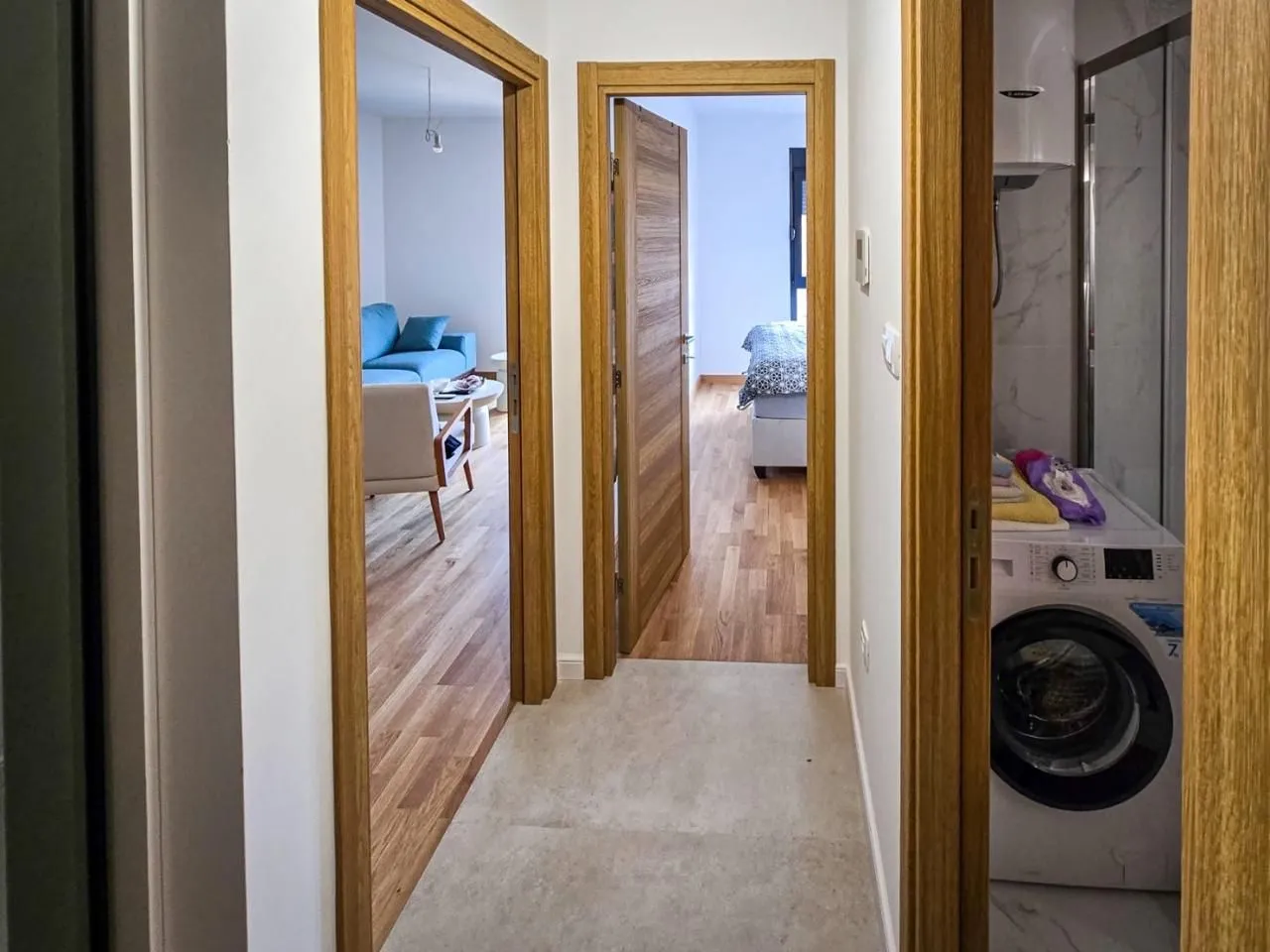 Prodaja, dvosoban stan, 42m², Tološi, Podgorica