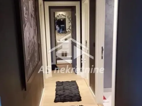 Izdavanje, trosoban stan, 80m², Savski Venac, Beograd - image 16