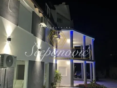 Rent, house, 524m², Petrovaradin, Novi Sad - image 2