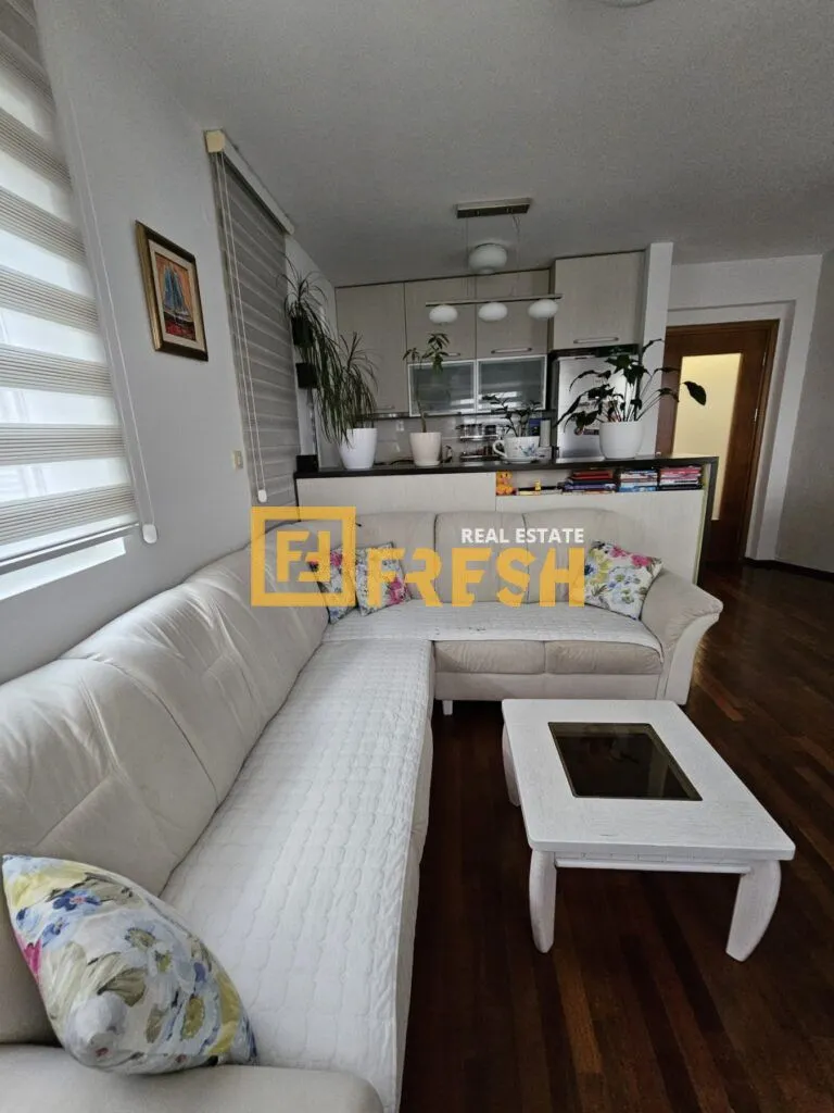 Prodaja, dvosoban stan, 56m², Stari Aerodrom, Podgorica