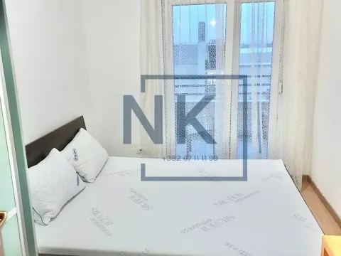 Rent, two bedroom apartment, 75m², City Kvart, Podgorica - image 5