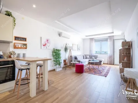 Prodaja, jednosoban stan, 54m², Tivat, Crna Gora - image 10