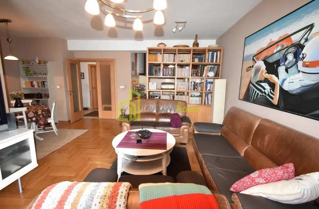 Prodaja, trosoban stan, 112m², Preko Morače, Podgorica