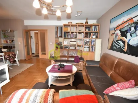 Prodaja, trosoban stan, 112m², Preko Morače, Podgorica - image 1