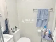 Prodaja, dvosoban stan, 76m², Novi Beograd Blok 72, Novi Beograd Sve Podlokacije - image 2