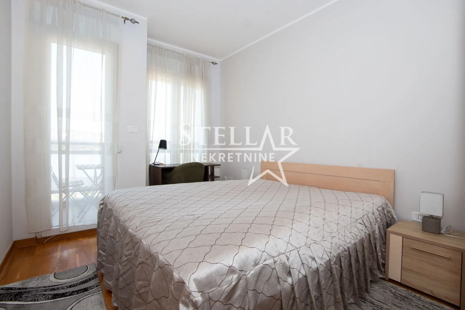Izdavanje, jednosoban stan, 42m², City Kvart, Podgorica