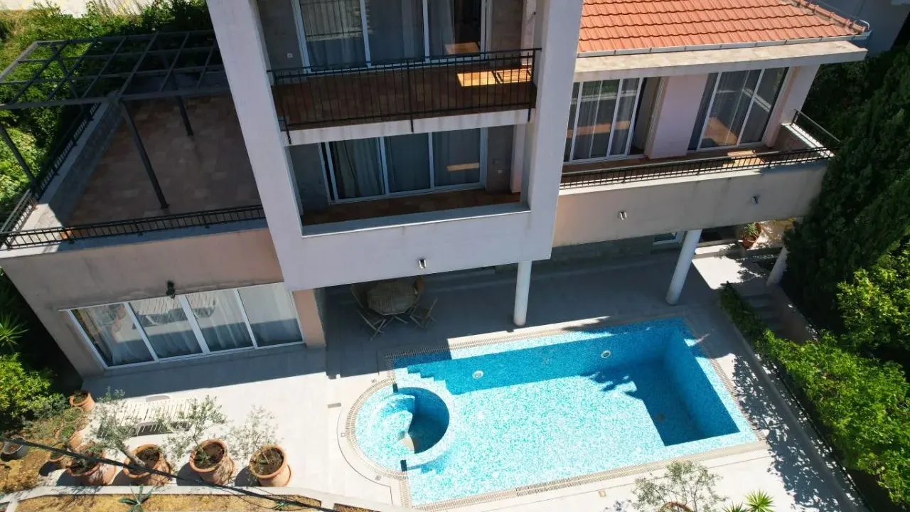 Sale, house, 495m², Ivanovići, Budva