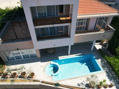 Prodaja, kuća, 495m², Ivanovići, Budva - image 1