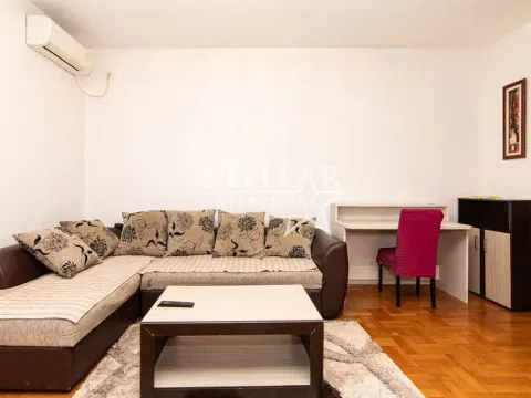 Rent, one bedroom apartment, 30m², Stari Aerodrom, Podgorica - image 3