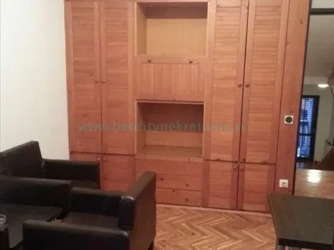 Prodaja, kuća, 400m², Kaluđerica, Beograd - image 7