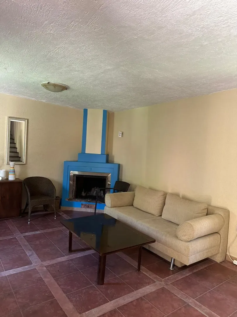 Izdavanje, kuća, 100m², Muo, Kotor