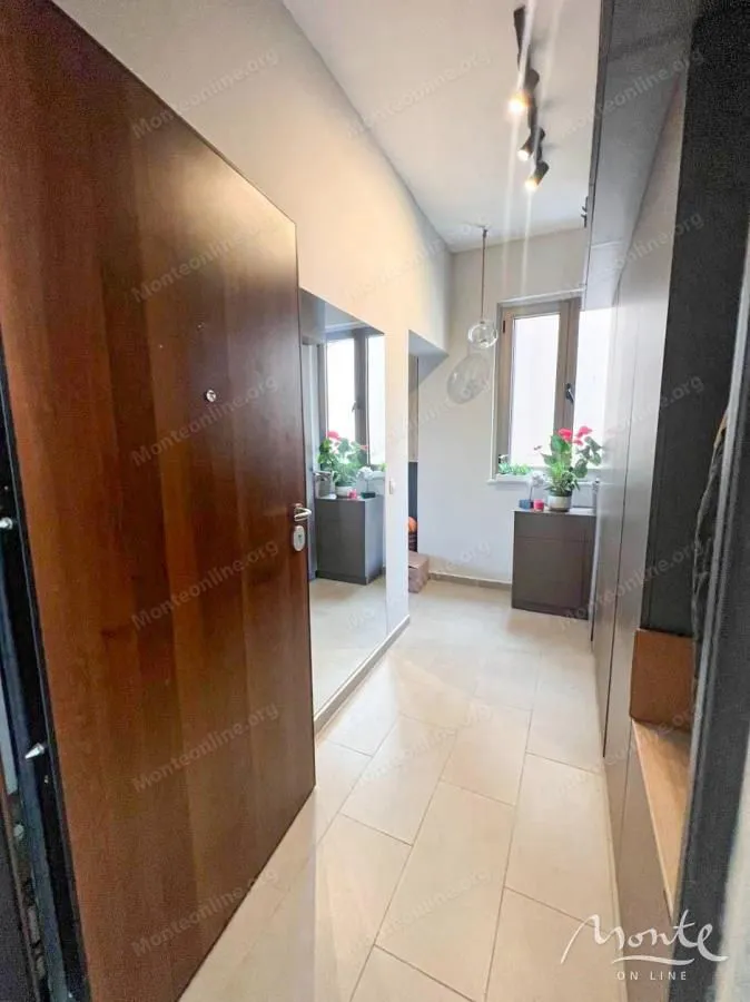 Sale, one bedroom apartment, 56m², Tivat, Crna Gora
