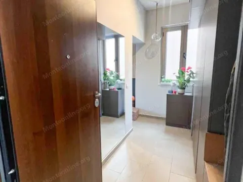 Prodaja, jednosoban stan, 56m², Tivat, Crna Gora - image 10