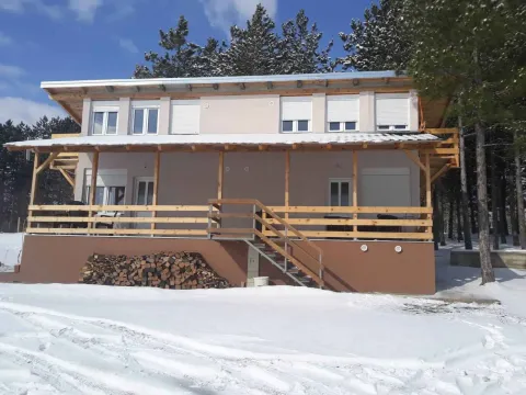 Kuća in Tometino Polje