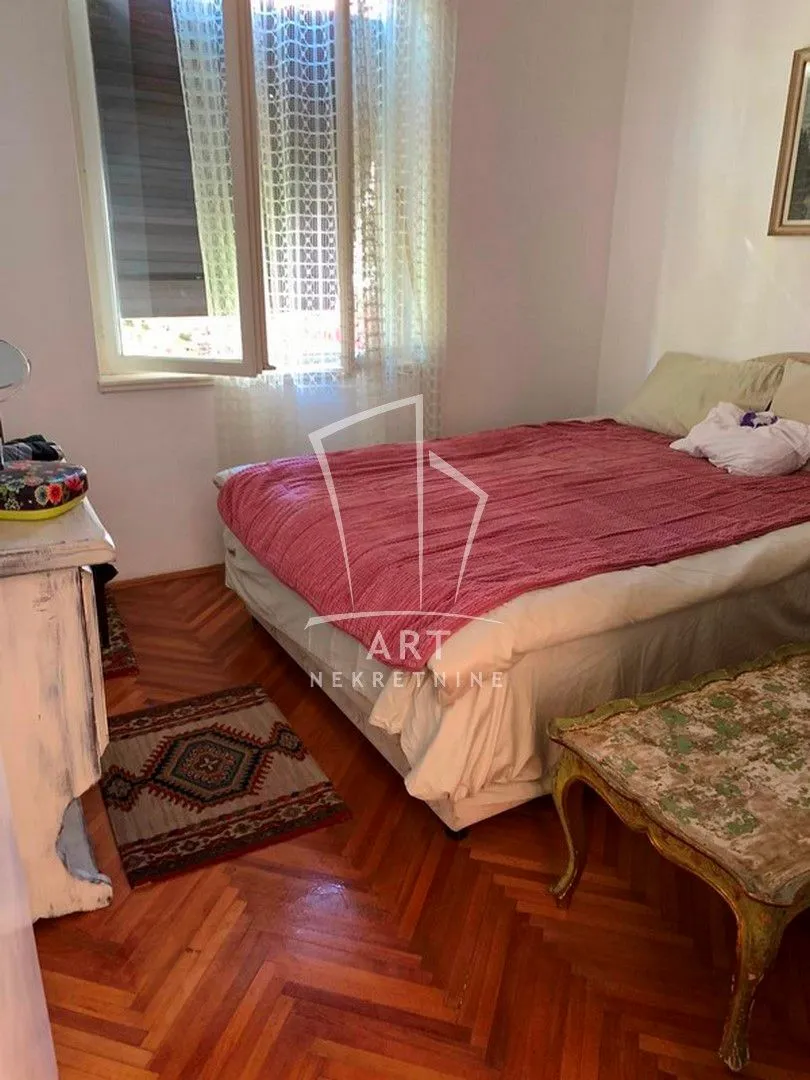 Prodaja,  kuća, 180m2, Slovenska Plaža, Budva