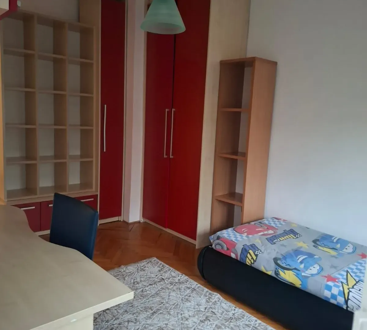 Rent, house, 300m², Stari Aerodrom, Podgorica