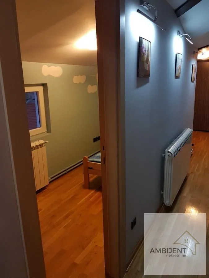 Rent, three bedroom apartment, 73m², Crveni Krst, Beograd