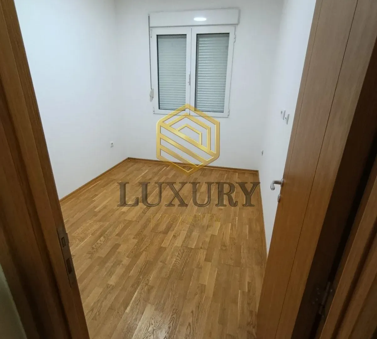Prodaja, jednosoban stan, 43m², Blok 9, Podgorica