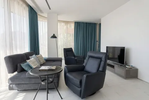 Sale, three bedroom apartment, 170m², Budva, Crna Gora - image 3