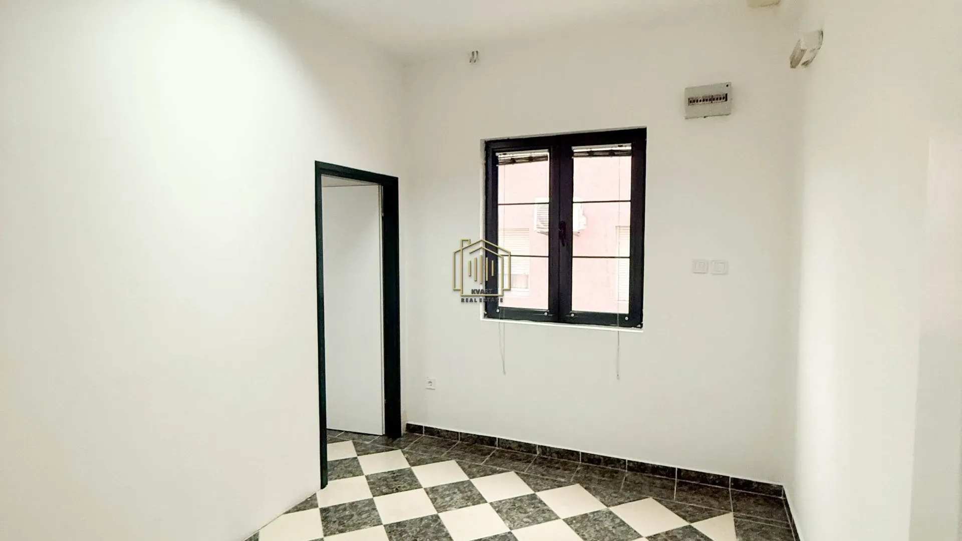 Rent, office space, 22m², Centar, Nikšić