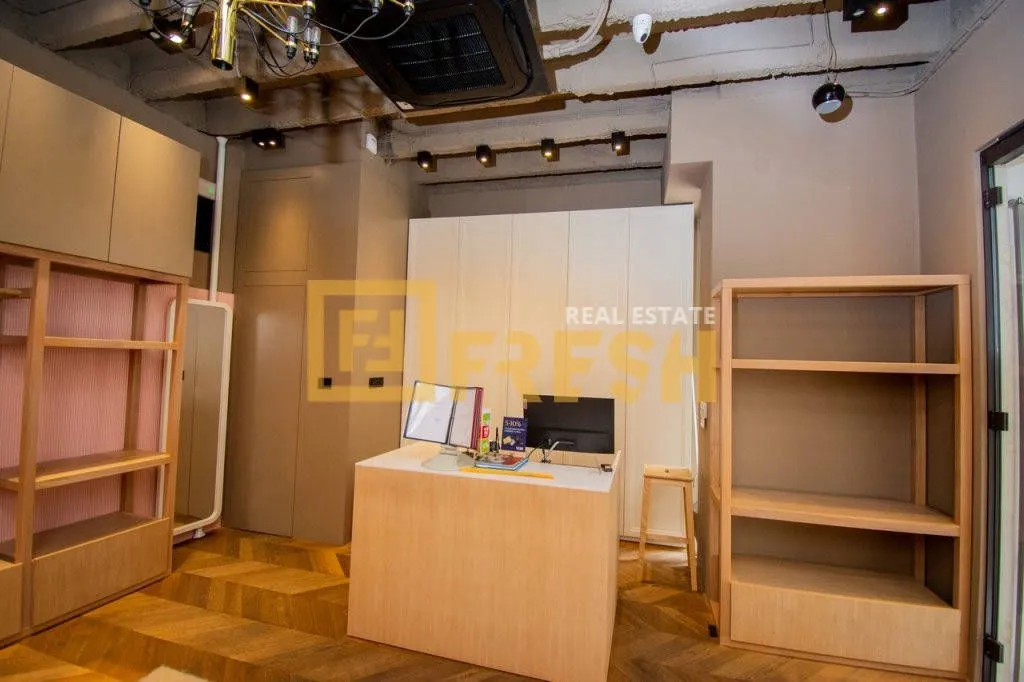 Rent, office space, 30m², Centar, Podgorica