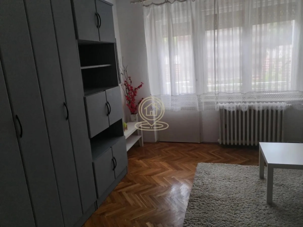Izdavanje, dvosoban stan, 60m², Sajmište, Novi Sad