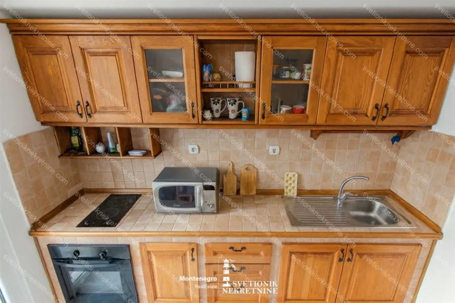Prodaja, trosoban stan, 118m², Topla, Herceg Novi