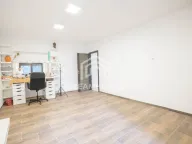 Rent, office space, 80m², Blok 5, Podgorica - image 5