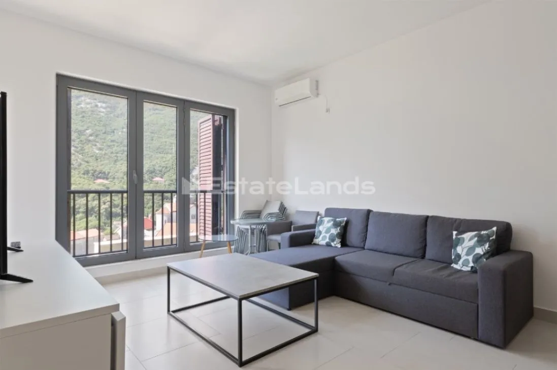 Prodaja, jednosoban stan, 58m², Morinj, Kotor