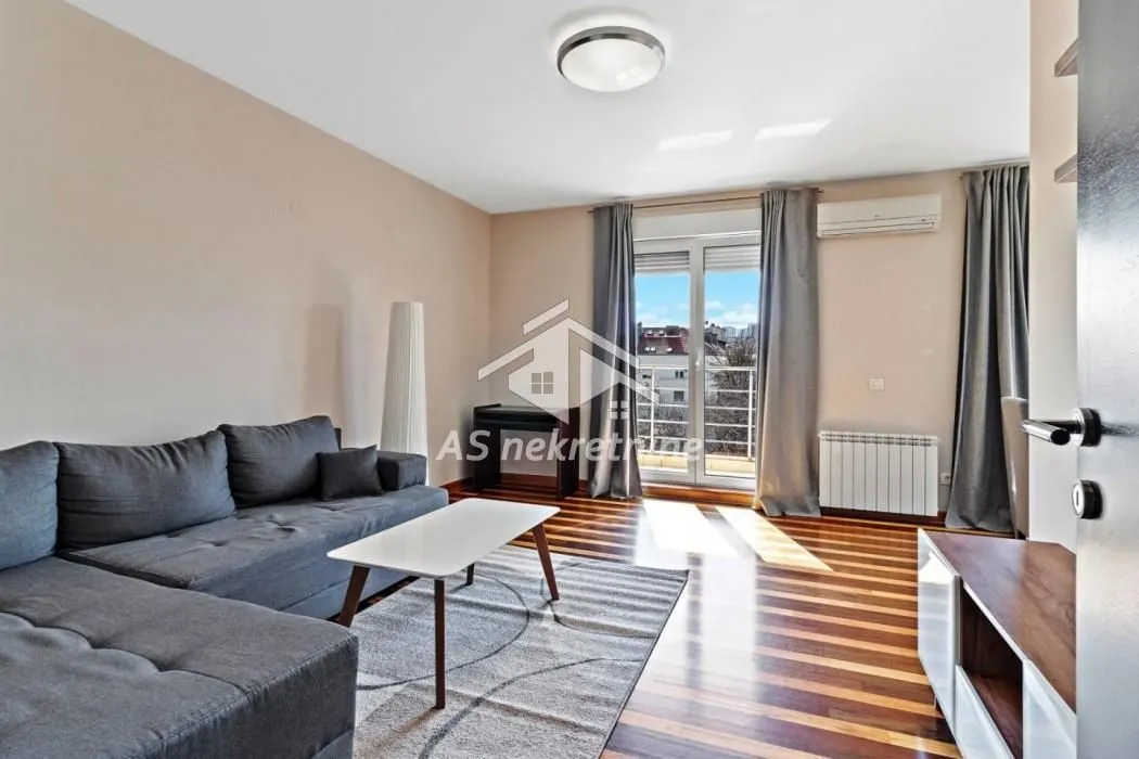 Izdavanje, dvosoban stan, 64m², Savski Venac, Beograd