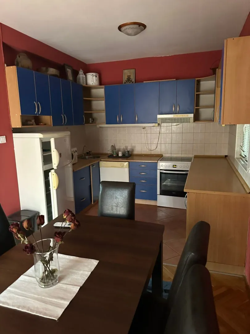 Rent, house, 200m², Donja Gorica, Podgorica