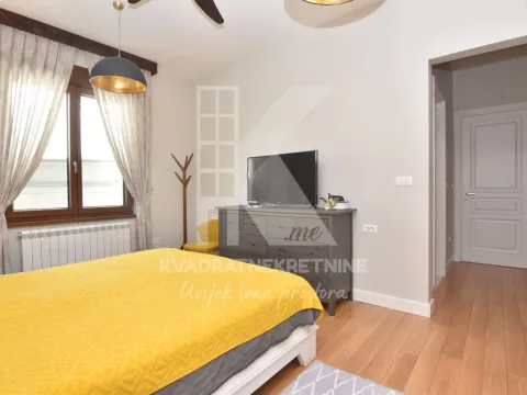 Sale, house, 170m², Gornja Gorica, Podgorica - image 17