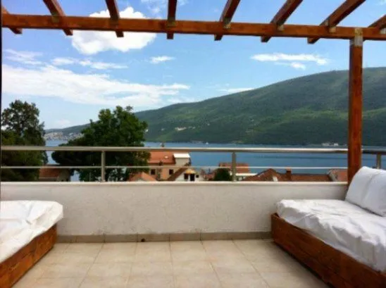 Prodaja, trosoban stan, 131m², Đenovići, Herceg Novi