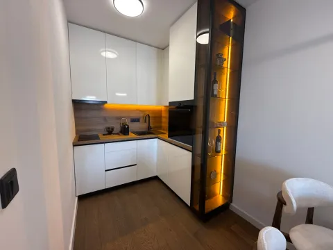 Izdavanje, jednosoban stan, 55m², Tivat, Crna Gora - image 3