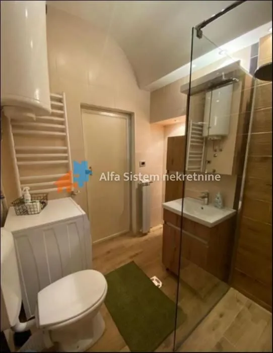 Rent, three bedroom apartment, 75m², Vračar Hram, Vračar Sve Podlokacije