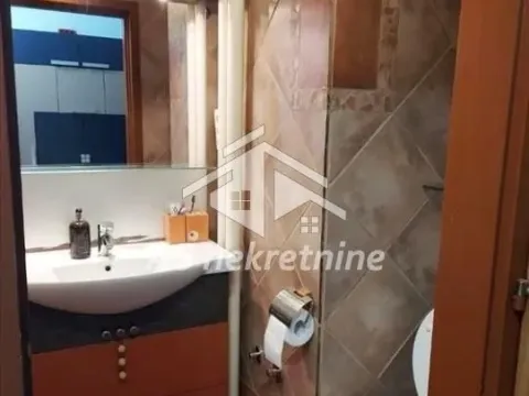 Izdavanje, četvorosoban stan, 115m², Hala Pionir, Palilula Sve Podlokacije - image 16