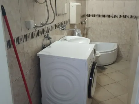 Rent, house, 55m², Stara Varoš, Podgorica - image 4