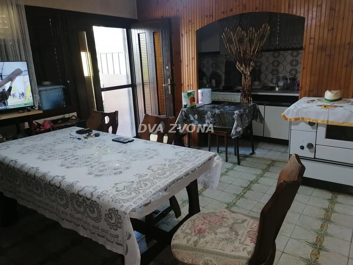 Prodaja, kuća, 140m², Stari Slankamen, Inđija