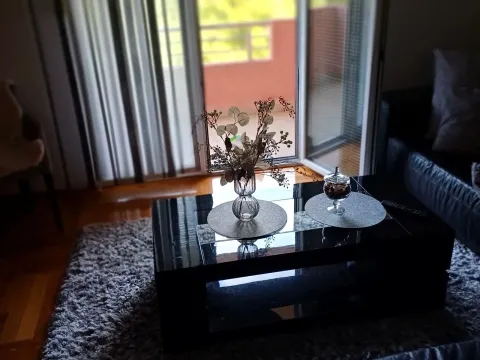 Rent, two bedroom apartment, 106m², Bonići, Tivat - image 6