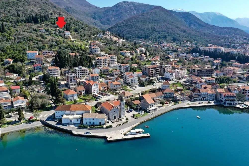 Prodaja, plac, 255m², Tivat, Crna Gora