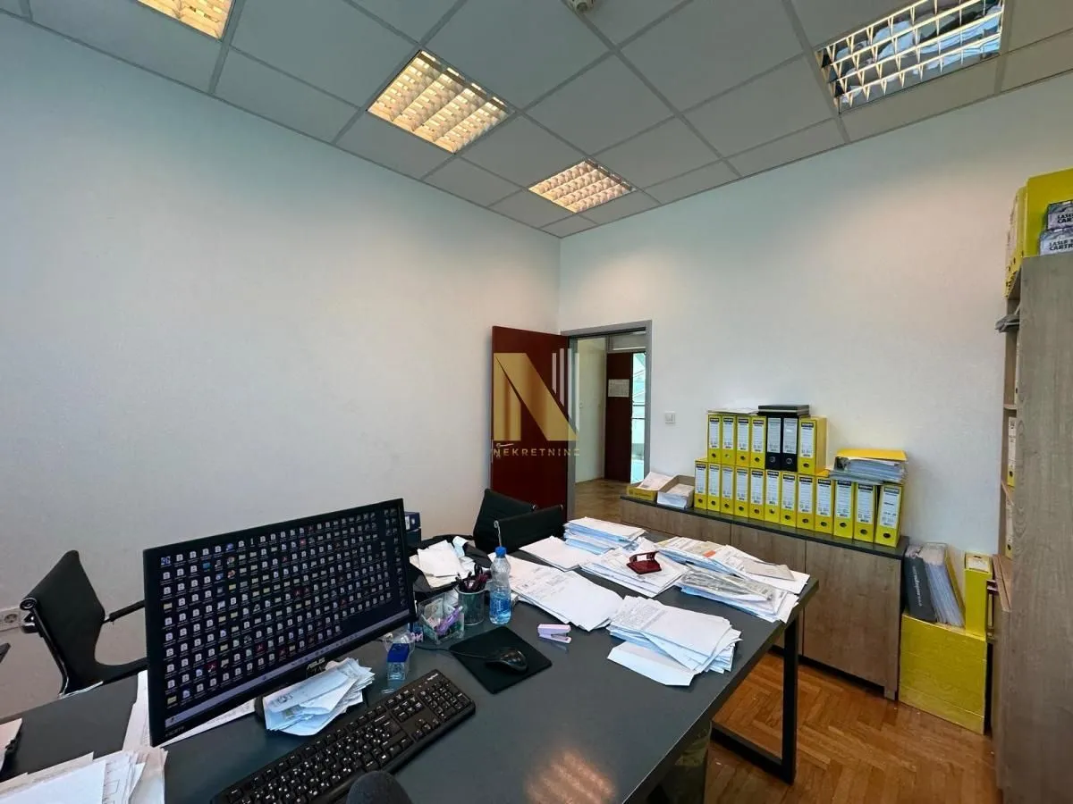 Rent, office space, 95m², Sajmište, Novi Sad