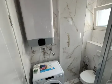 Rent, one bedroom apartment, 50m², Centar, Bar - image 6