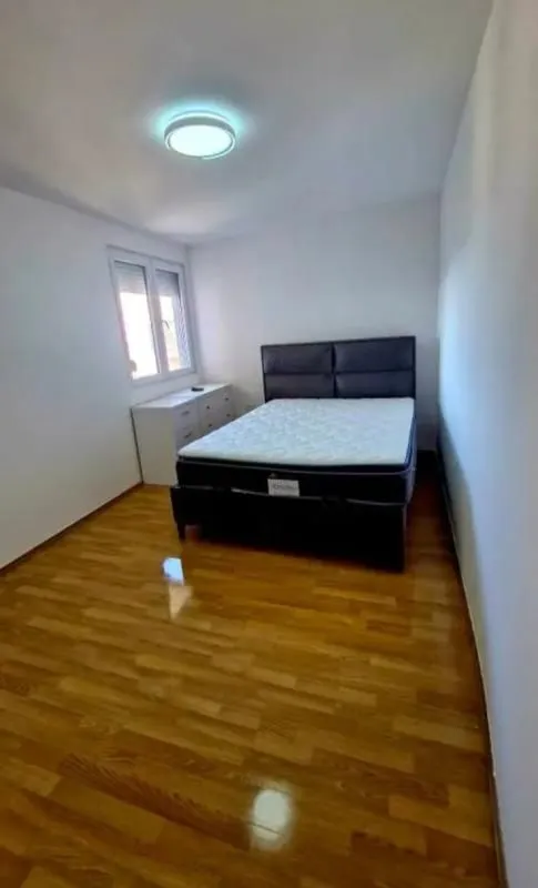Rent, three bedroom apartment, 140m², Tomba, Bar